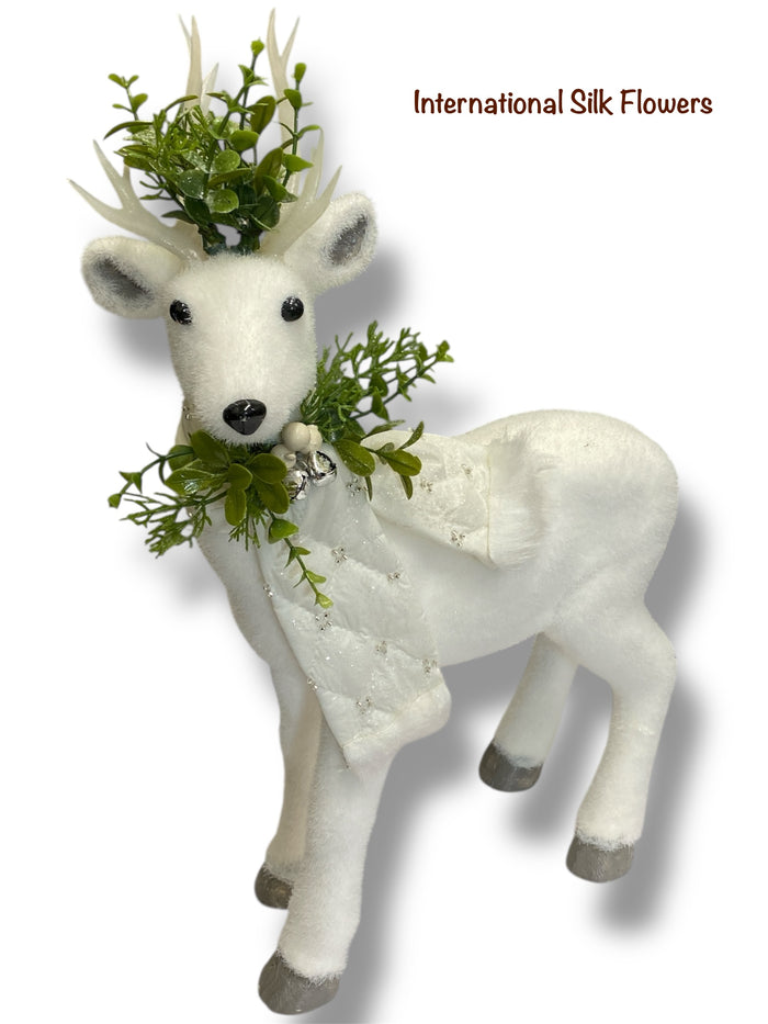 16.5'' x 13'' Deer ( 260334-White )