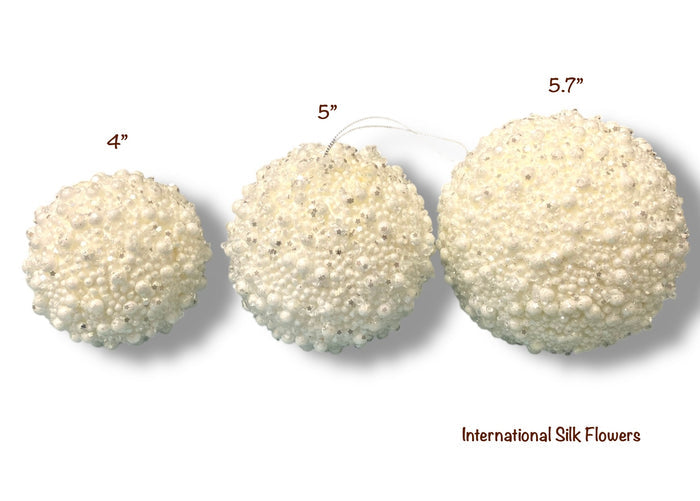 5.7'' Hanging Ball Ornament ( 131916-WH )