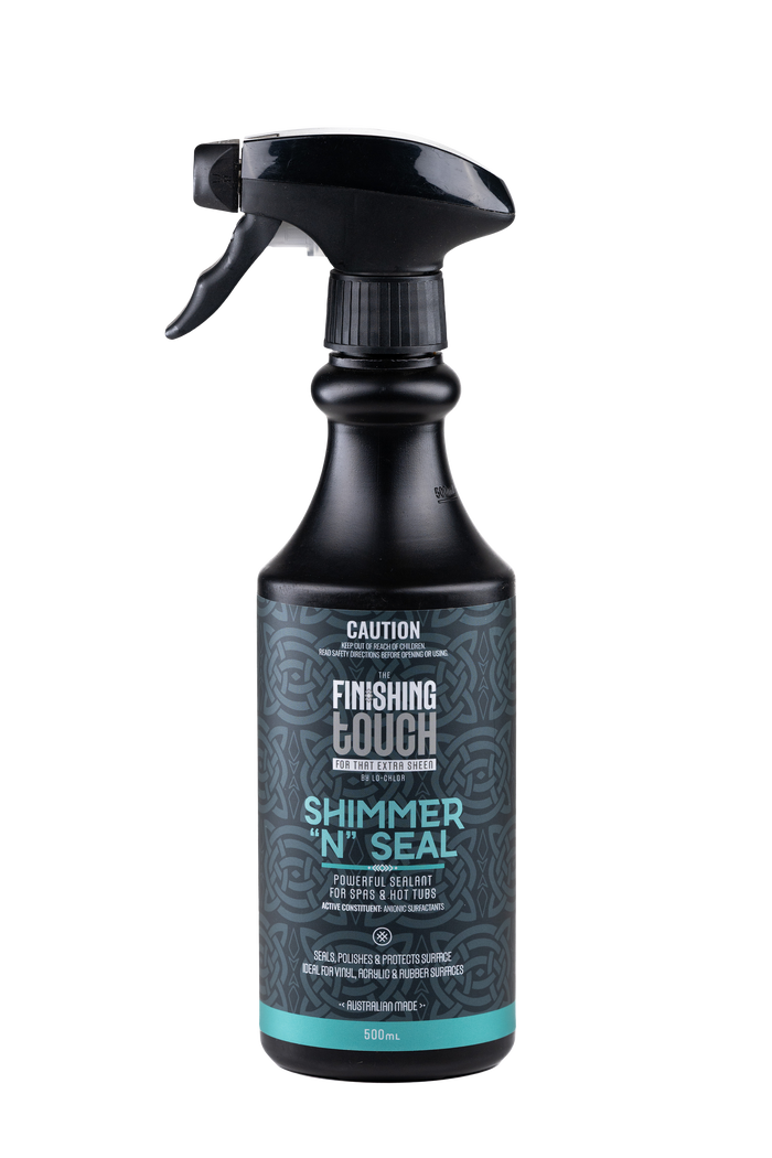 Acrylic and Vinyl Surface Seal Protector 500ml bottle for protecting and restoring spa acrylic and vinyl surfaces