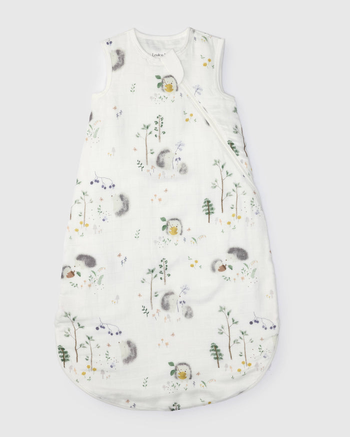 Loulou Lollipop muslin 0.5 TOG lightweight baby sleep bag in Hedgehogs — front view on white background
