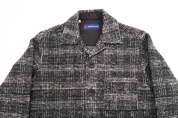 Black and White Plaid Shaket