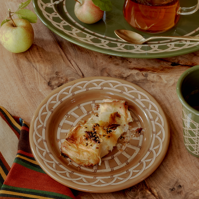 Decorative Enamel Salad Plate by Crown Canyon