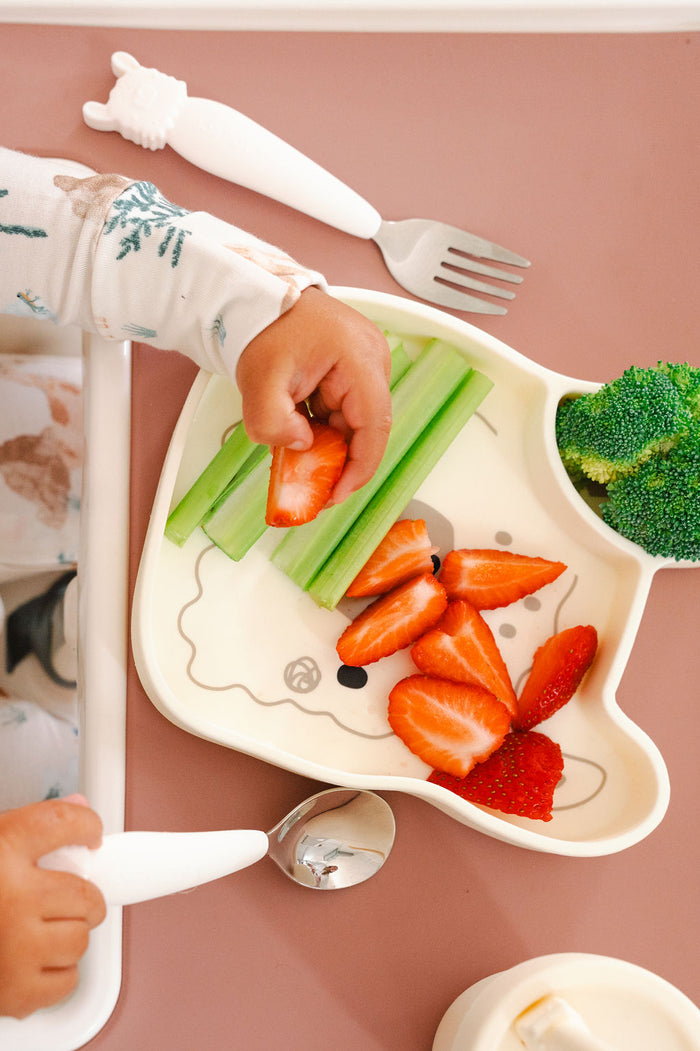 Silicone Plate with kids Utensil in Llama