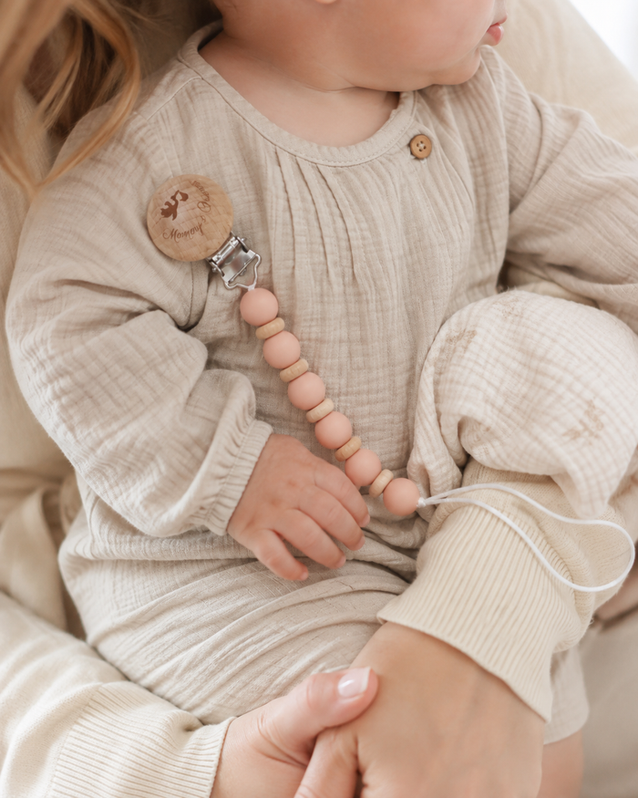 Newborn Pacifier Clip – Nature Design