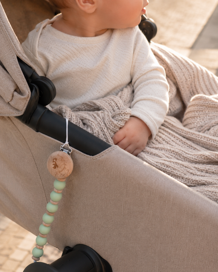 Newborn Pacifier Clip – Nature Design
