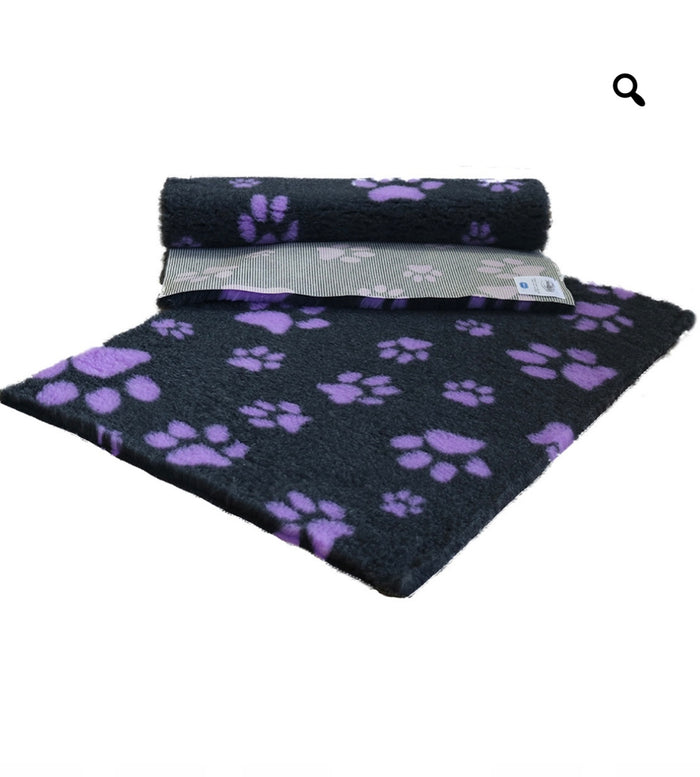 Non-Slip Multi Paw Vetfleece 1m x 0.75m