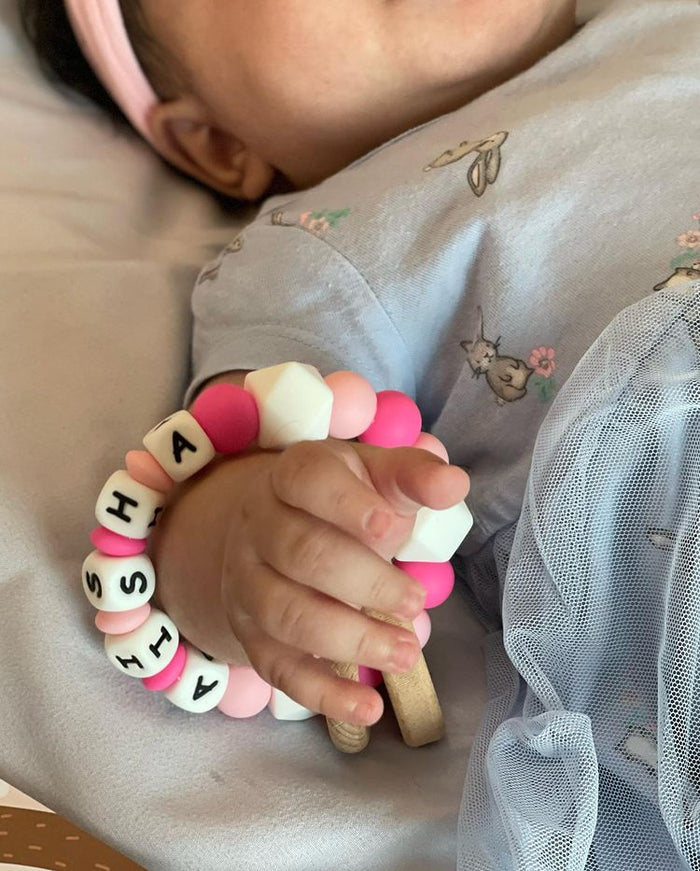 Personalized Baby Ring Rattle – Engraved Name Sensory Toy