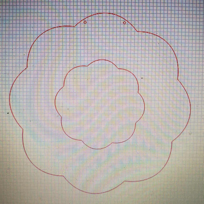 Scalloped Edge Wreath