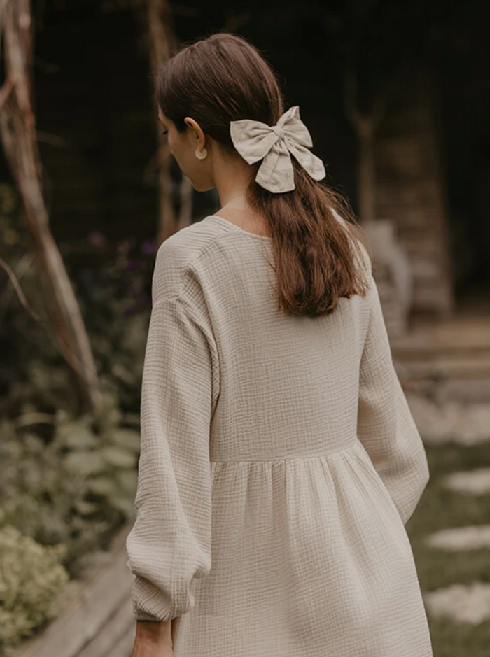 The Old-Fashioned Bow - Women's