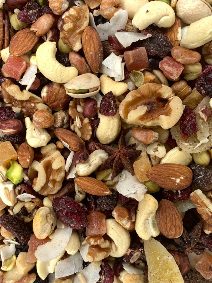 Versele-Laga Goldenfeast 82265 Bonita Nut Treat Mix 3lb