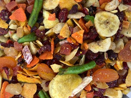Versele-Laga Goldenfeast 82280 Veggie Fruit Crunch Treat Mix 2lb
